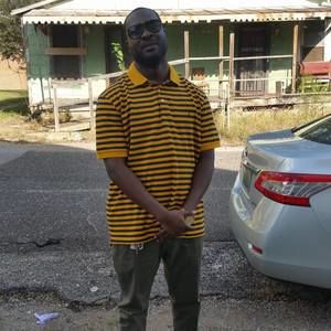 Meet your Posher, Monique